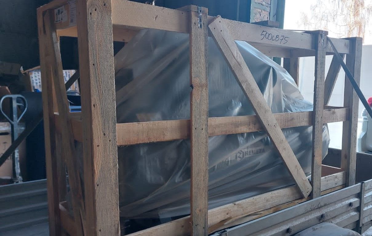 Отгрузка поршневого компрессора Remeza СБ4/Ф-500.LB75 в г. Новосибирск