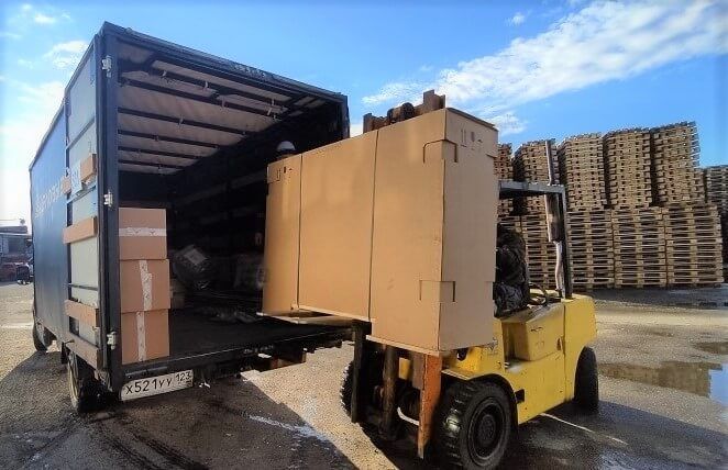 Отгрузка компрессора Remeza СБ4/С-200.LB40 в автосервисное предприятие для малярного цеха